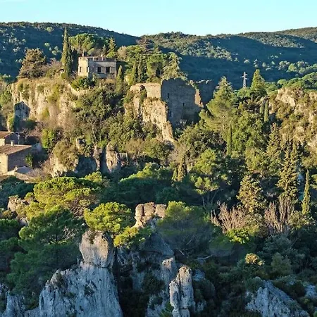 Apartment Cote Cour: Charming 3-star In Beziers