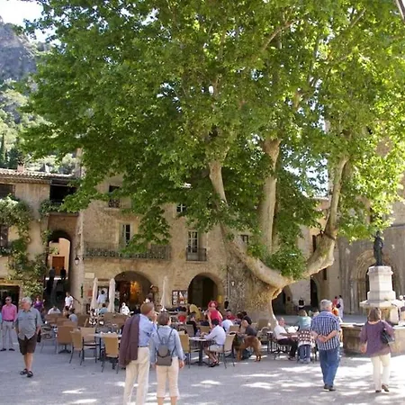 Apartment Cote Cour: Charming 3-star In