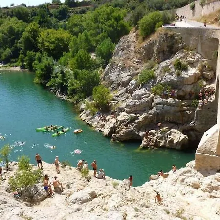 Cote Cour: Charming 3-star In * Beziers