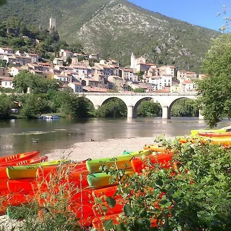 Cote Cour: Charming 3-star In Beziers