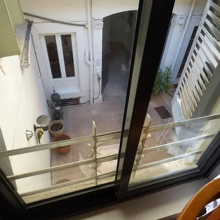 Apartment Cote Cour: Charming 3-star In *